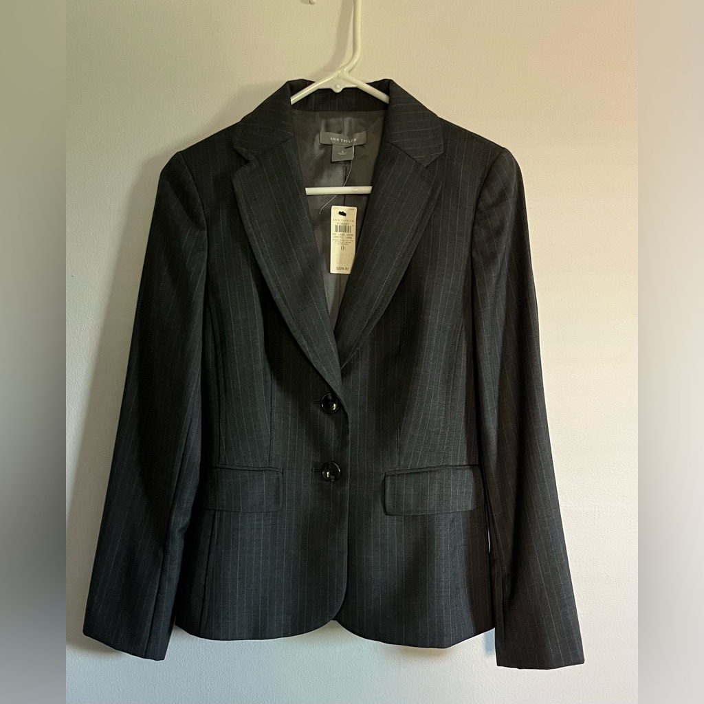 Ann Taylor Nwt Pinstripe Wool Professional Suit Blazer Jacket Size 0